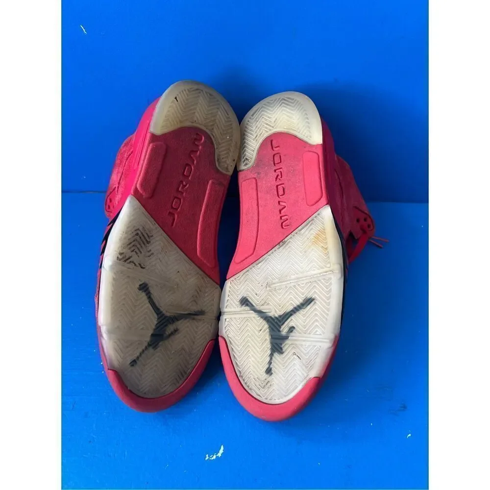 Nike please see